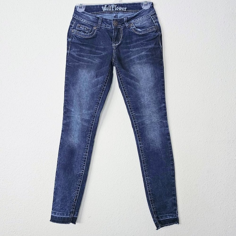 Wallflower Denim Jeans Women's Size 0 Blue Accent Stitching Skinny Ankle 26 x 27